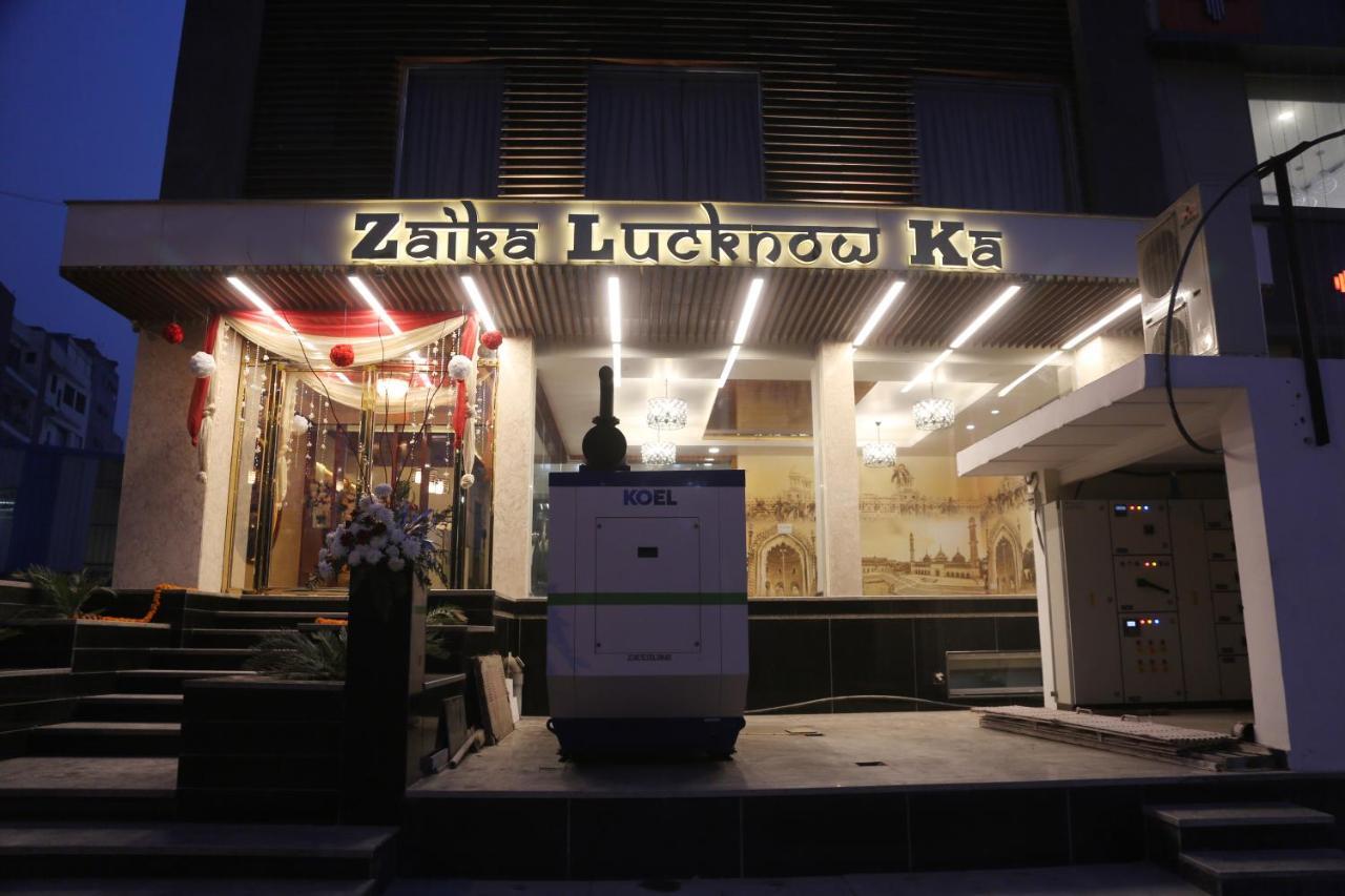 Awadh Inn Noida Exterior foto